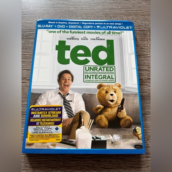 📀 3/$15 or 4/$20 📀 Ted Bluray - Picture 1 of 3